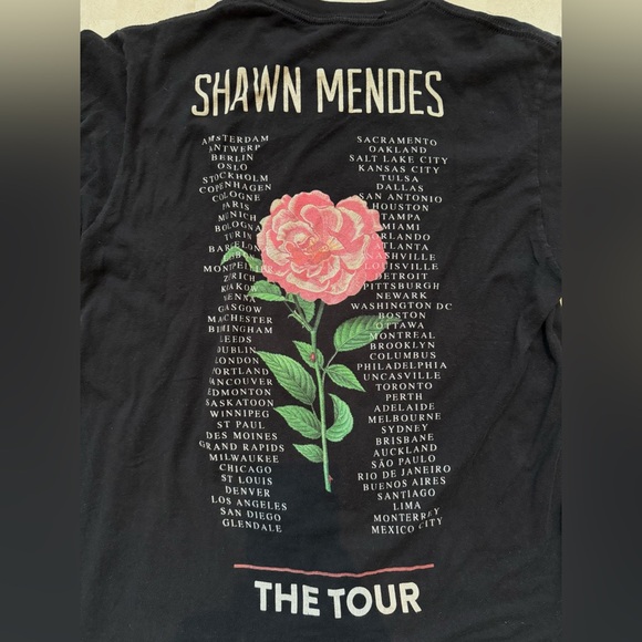 Shawn Mendes Roses "The Tour" Locations 2019 T-Shirt Size M Black 100% Cotton - Picture 5 of 6